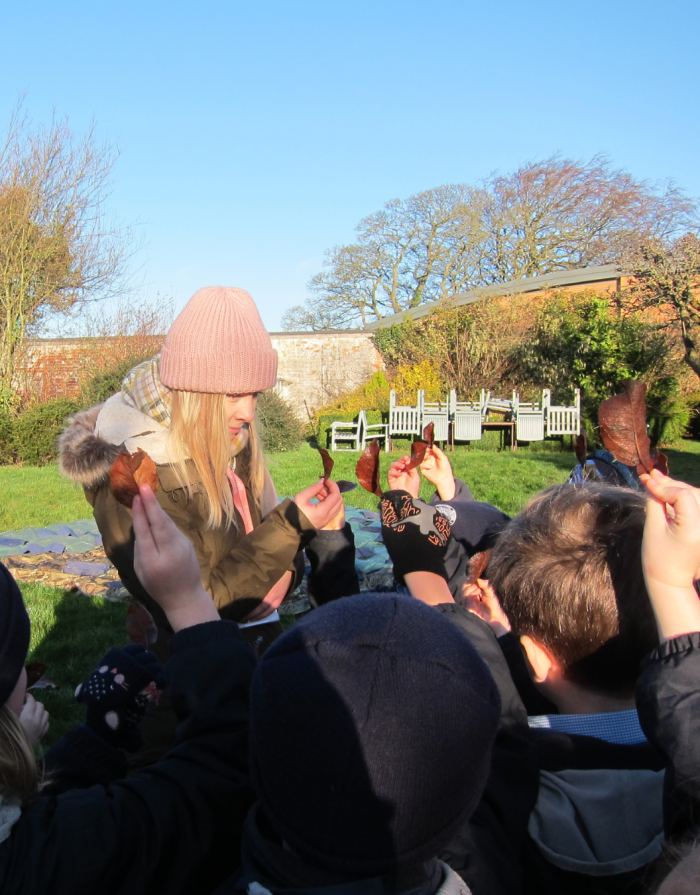 Co-Founder Hollie leading an outdoor workshop with KS1